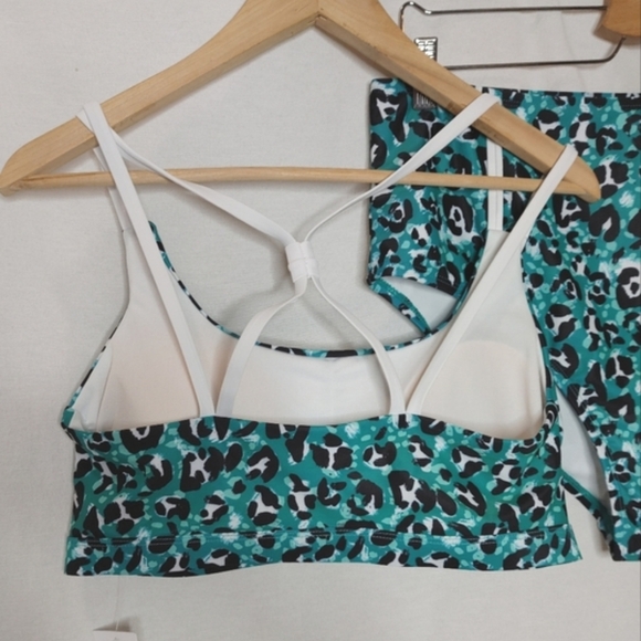 HURLEY Bikini Swimsuit High Waisted Teal Leopard Moderate Coverage 1X Plus New - Picture 4 of 10